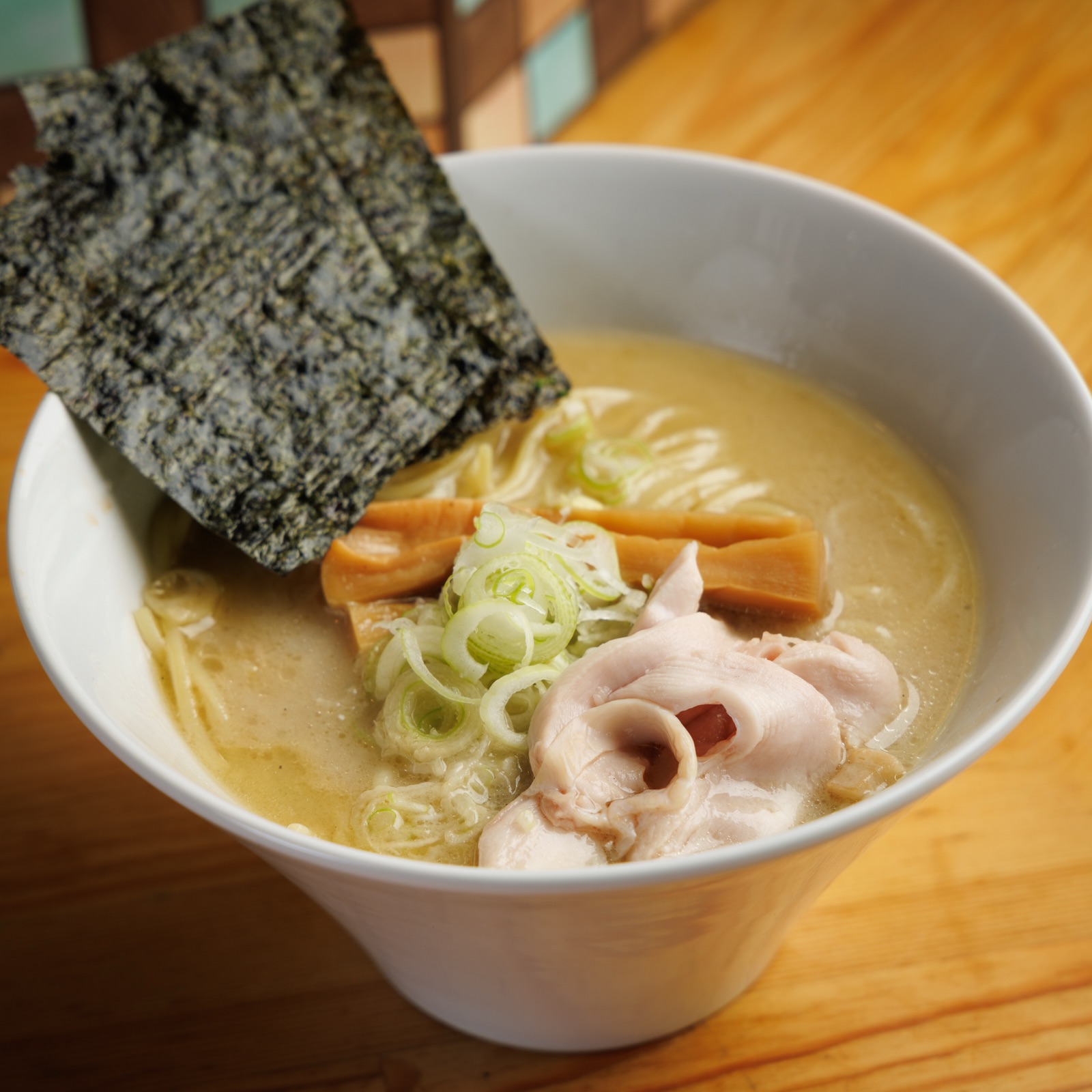 天神で〆まで旨い居酒屋｜軍鶏白湯ラーメンという結論